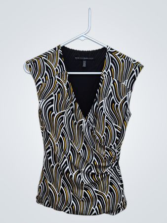 White House Black Market Abstract Wave Print Sleeveless Wrap Top