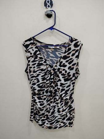 New York & Company Stretch Animal Print Top