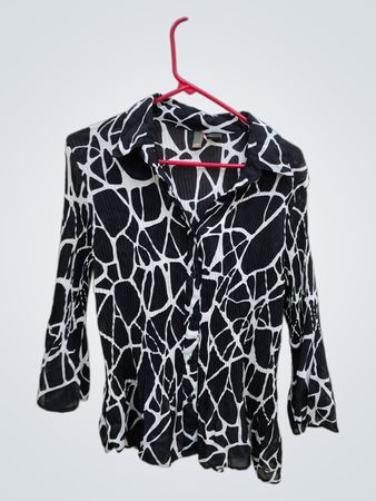 SERE NADE Black and White Patterned Blouse
