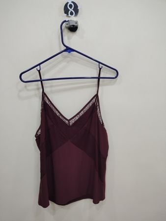Wine-colored Lace-trimmed Top