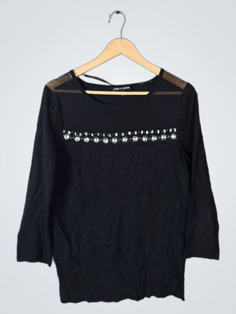 Cable & Gauge Black Long-Sleeve Top