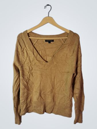 Banana Republic Beige V-Neck Knit Sweater