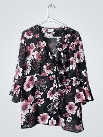 FASHION BUG Floral Blouse