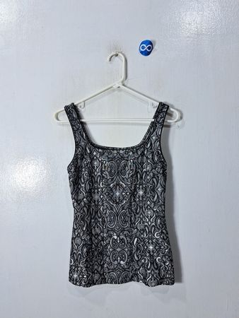 Women's Black and White Floral Tank Top