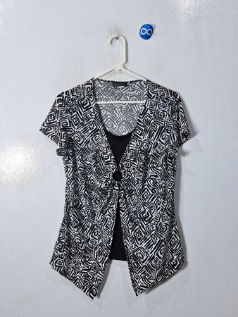 Brittany Black Geometric Pattern Top