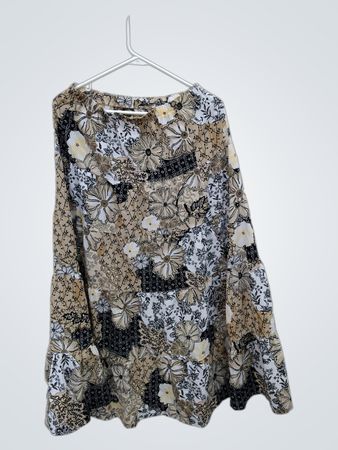Blouse with Floral Pattern