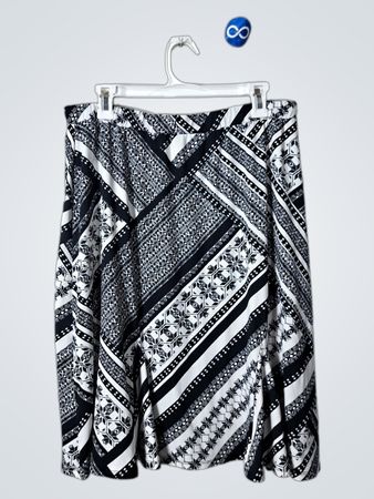 Black and White Patterned Skirt