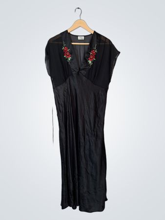 Delicates Black Dress with Floral Embroidery