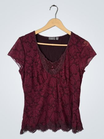 Lapt.9 Maroon Lace Top