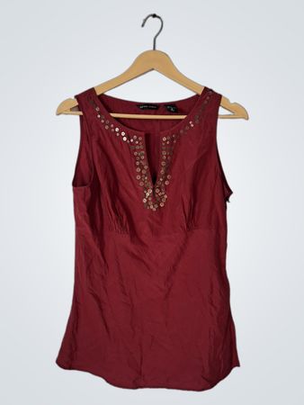 New York & Company Red Sleeveless Top