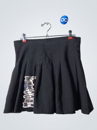Black Pleated Skirt with Filooth Logo