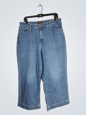 Lee Cropped Denim Jeans