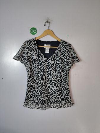 Karin Stevens Black and White Patterned Top
