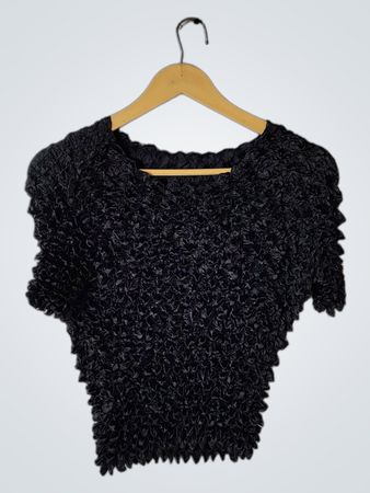 Black Ruffled Crop Top