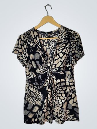 Daisy Fuentes Printed Wrap Top