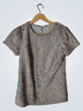 Leifsdottir Grey Fuzzy Top