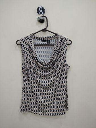 Tahari Sleeveless Top