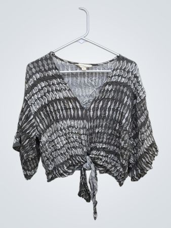Vestitch Gray Patterned Blouse