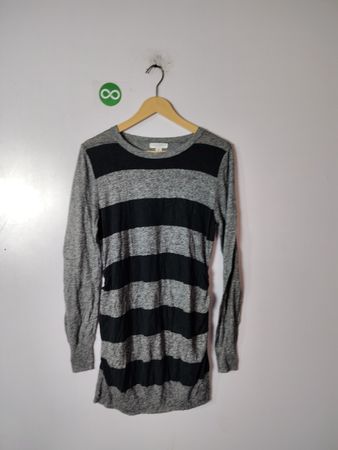 Liz Lange Maternity Grey Black Striped Long Sleeve Tunic