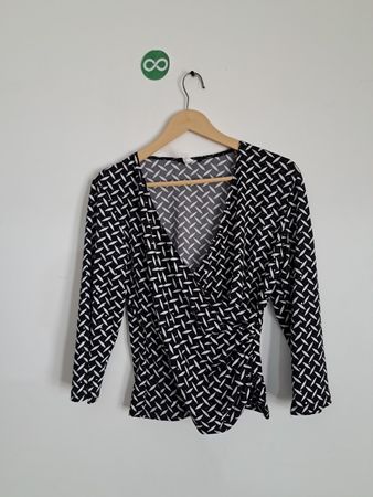 MSK Black and White Geometric Wrap Blouse