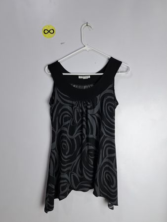 Claudia Richards Black and Gray Sleeveless Top