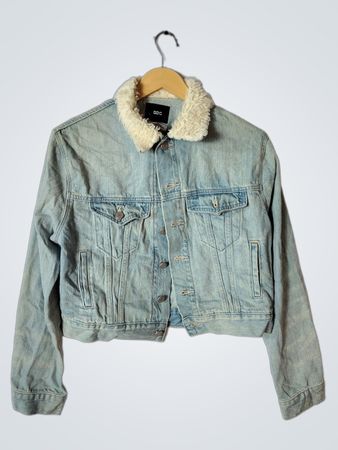 BDG Cropped Denim Jacket with Fur Collar