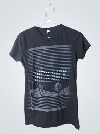 T-Shirt with Veronica Mars Logo