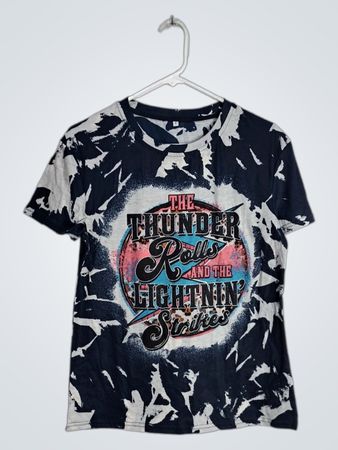 T-Shirt with Graphic Print