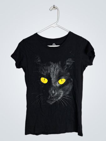 Celebrate Halloween Black Cat Graphic T-Shirt