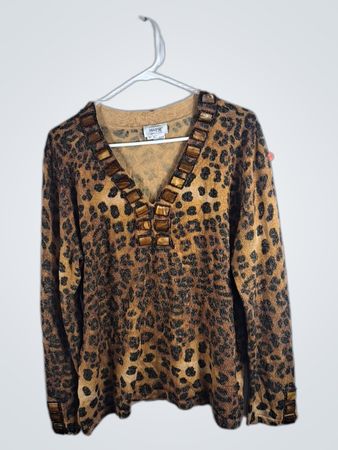 KISSY Women's Leopard Print Sweater