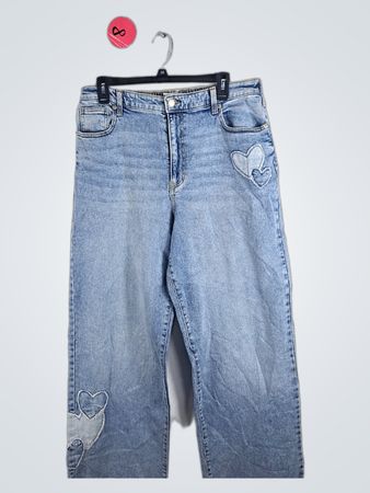 Boundaries Jeans
