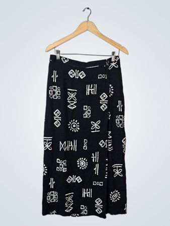 Studio C Black and White Patterned Skirt