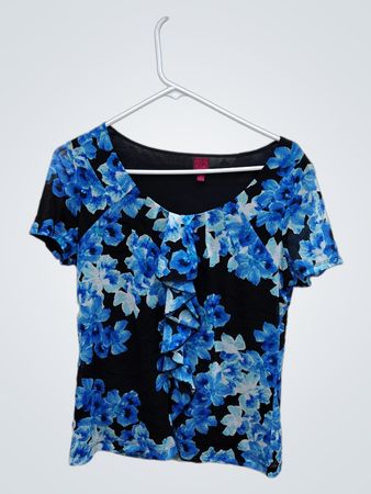 212 Collection Blue Floral Top