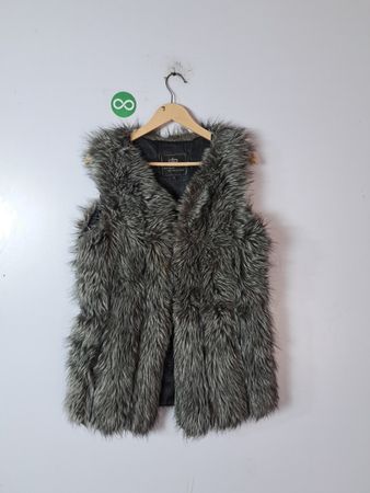 The Beauty Optimal Product Faux Fur Vest