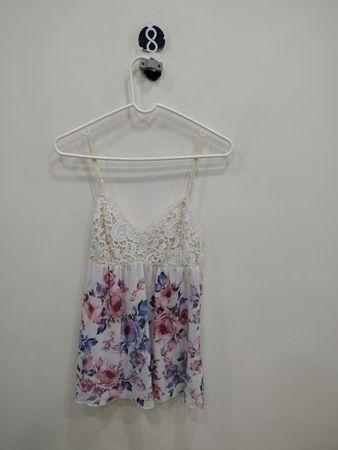 OLIVE TREE Floral Camisole