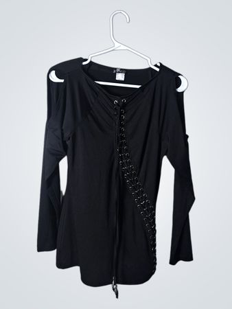 Venus Black Long-Sleeve Top