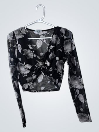 Charlotte Russe Floral Long-Sleeve Top