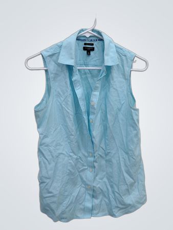 Talbots Petites Light Blue Sleeveless Button-Down Shirt