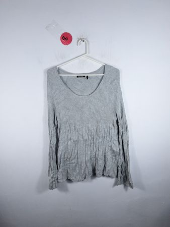Gray Long-Sleeve Top