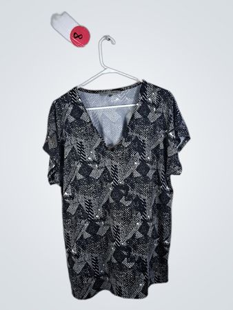 Alex & Parker Black and White Patterned Dress