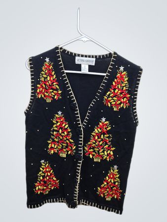 Victoria Harbour Christmas Tree Vest