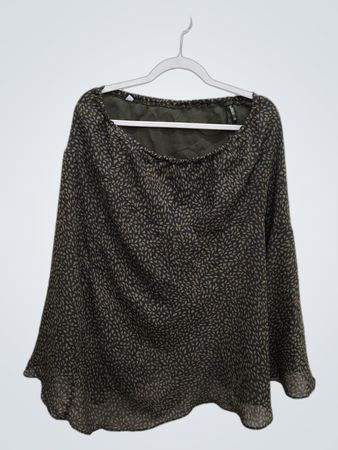 Blouse with Leaf Pattern