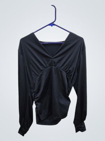 Black Ruched V-Neck Long Sleeve Top