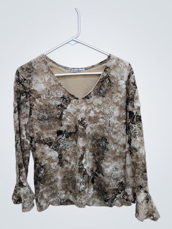Dressbarn Floral Long Sleeve Top