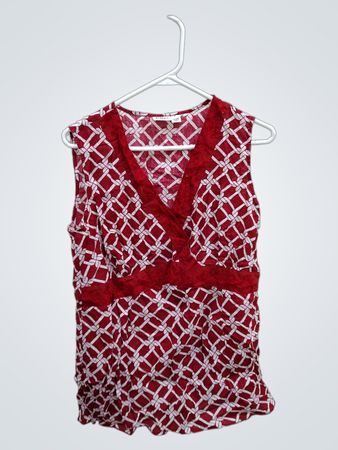 CATO Women's Red and White Sleeveless Top