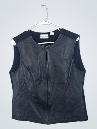 Jaclyn Smith Classic Sleeveless Vest