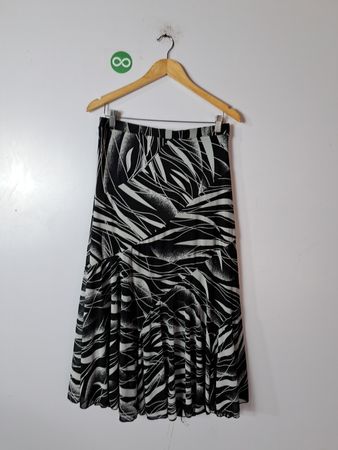 Black and White Patterned Skirt
