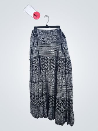 Style & Co. Woman Black and White Skirt