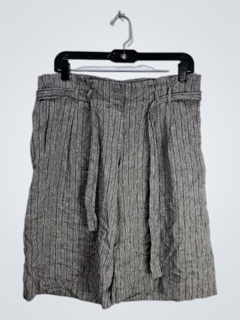 BCBGMAXAZRIA Gray Striped Shorts