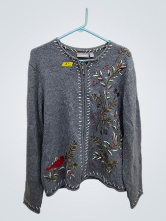 Croft & Barrow Gray Embroidered Sweater